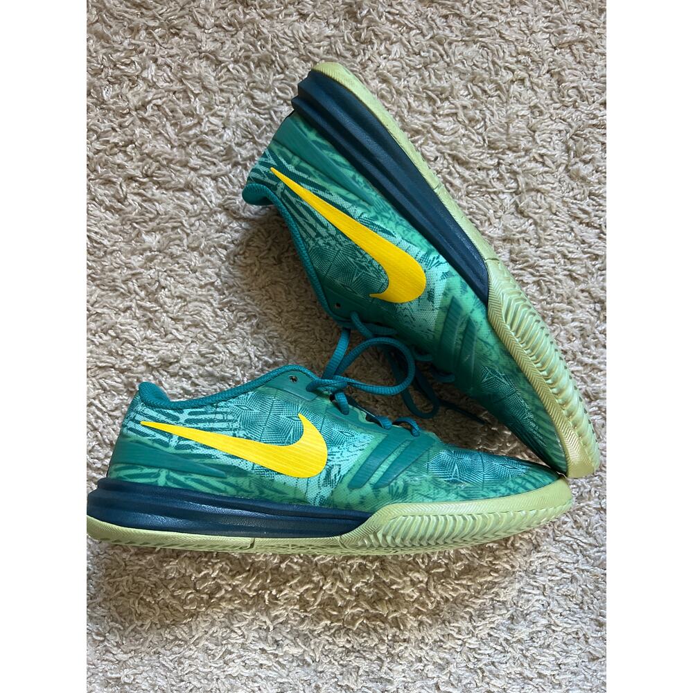 Nike KB Mentality Easter Size 6 Youth - Authentic - Free Shipping - Picture 5 of 6